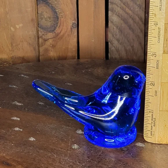Blue Glass Bird Figurine - Picture 6 of 16